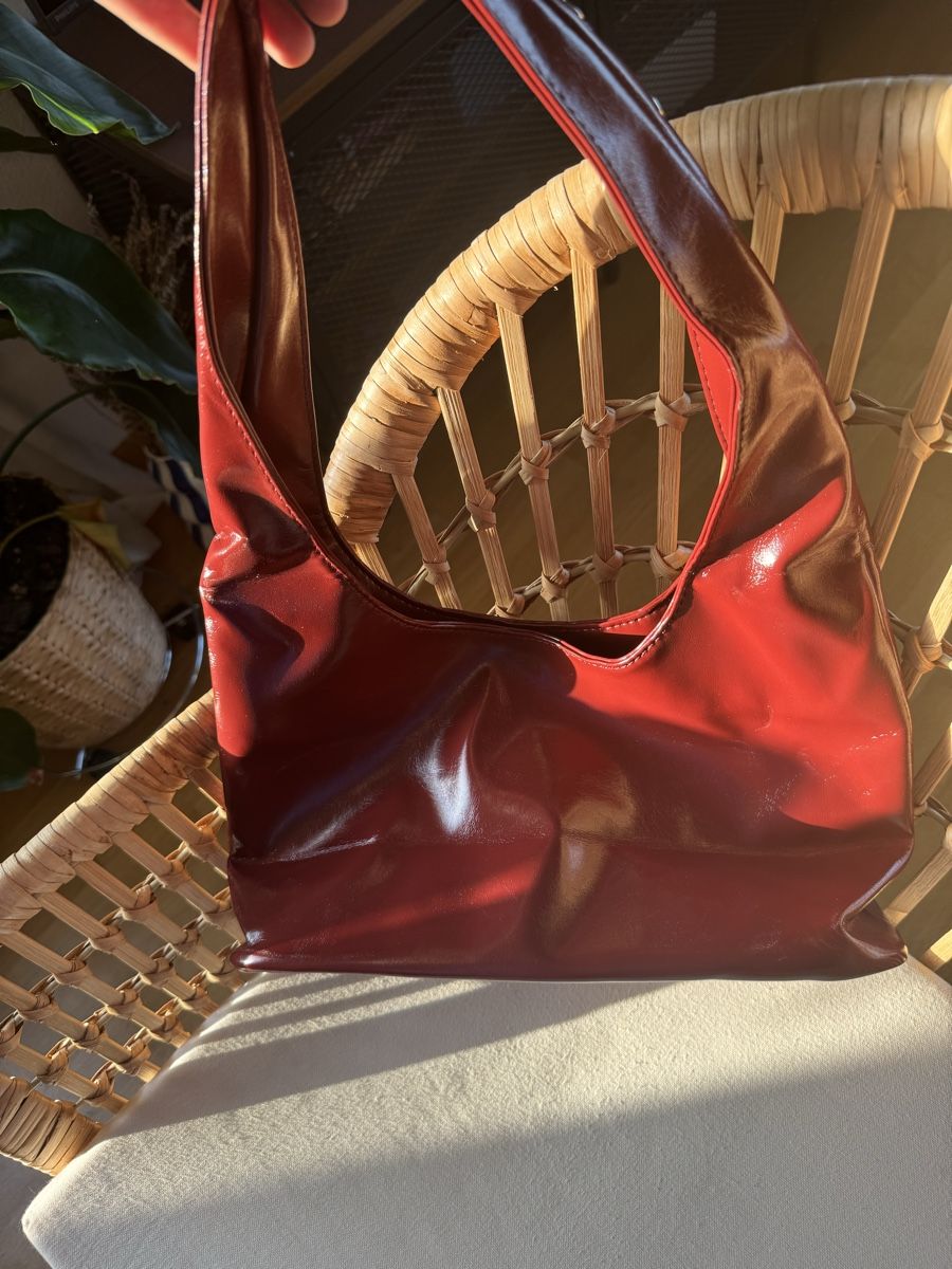 Borse da donna: Bordo Handtasche mit Nieten – Nuovo e nell'imballaggio originale da Männedorf venduto da mariadelrocioeberle 3