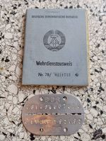 DDR Wehrdienstausweis mit Erkennungsmarke guter Zustand