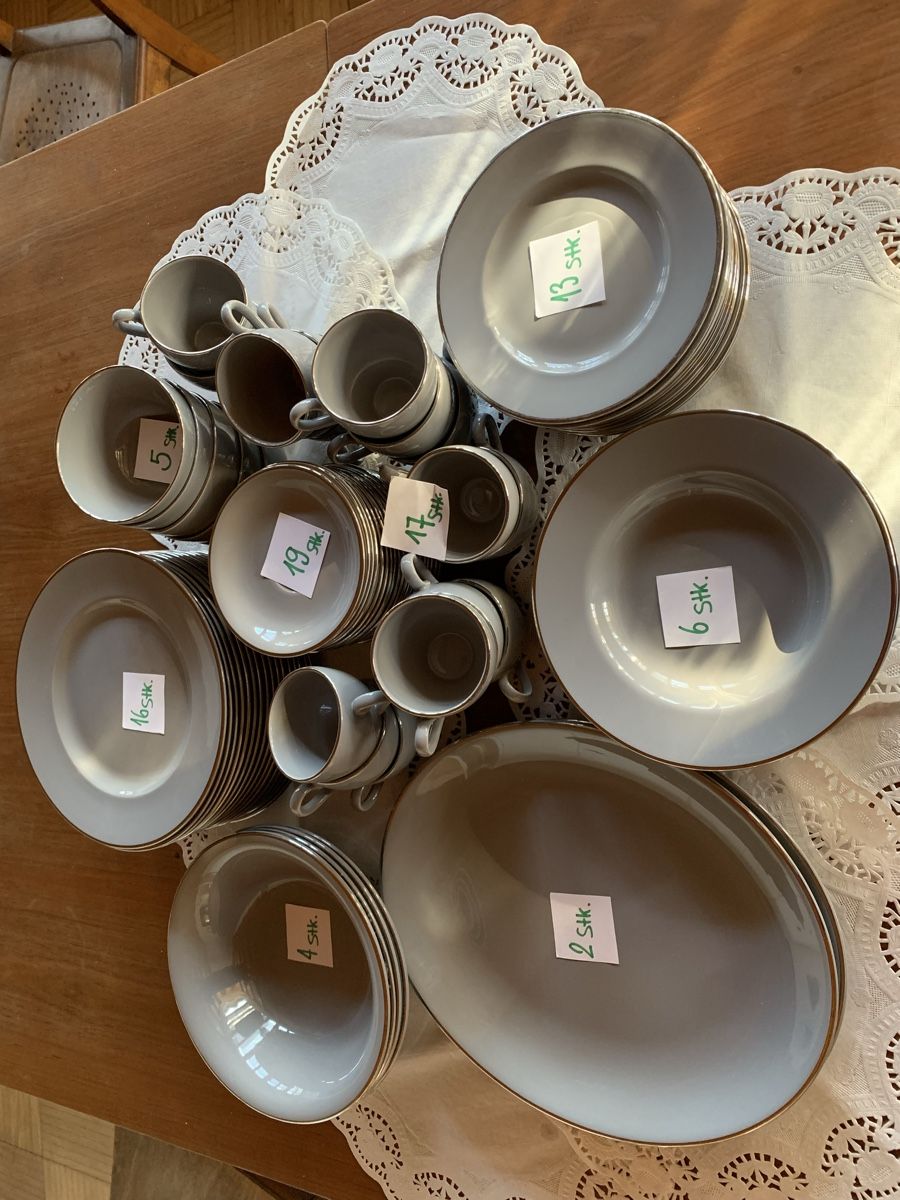 Set di piatti: Burlington Service England, 83 tlg. – Usato da Egg b. Zürich venduto da ohtannenbaum 2