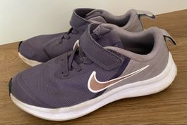 Nike Turnschuhe - Gr. 31