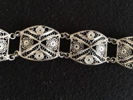 Bewundernswerter feine Relief Silberne Armband Anhänger