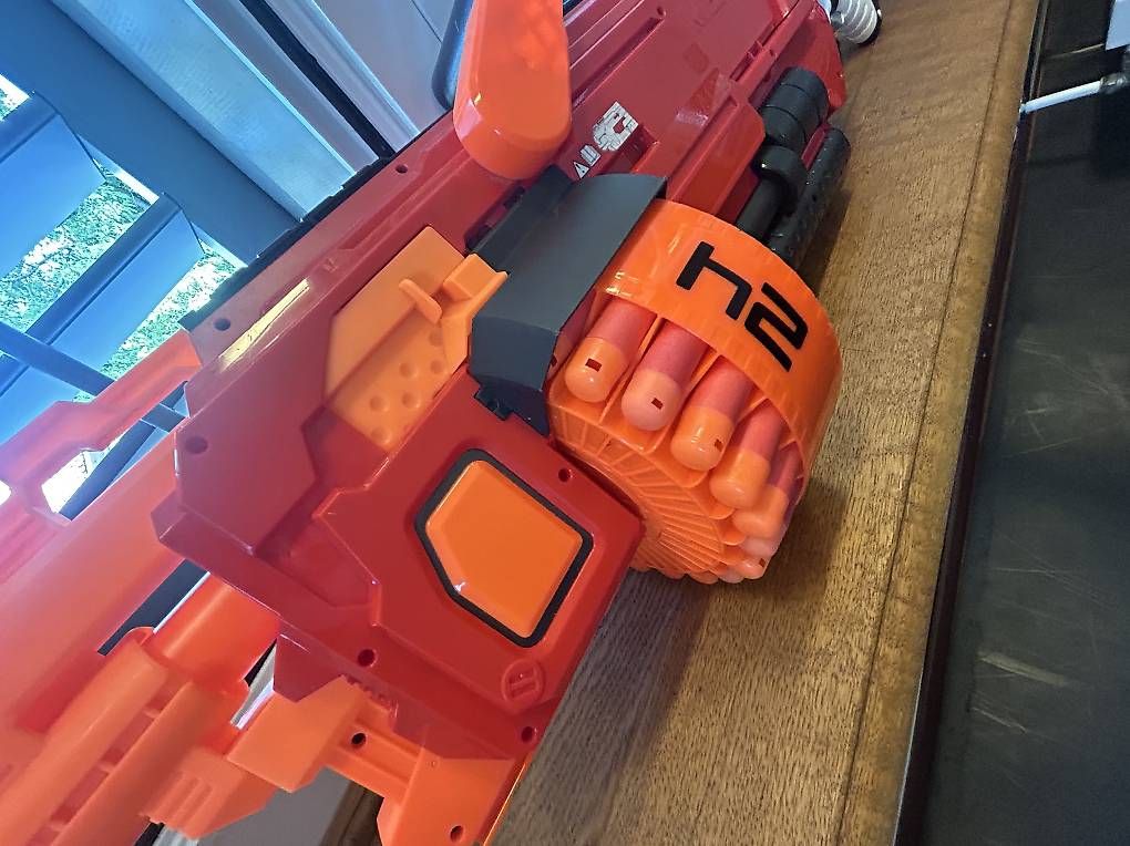 Jouets: Nerf Blaster Mega  – D'occasion à Schönenwerd par Tuttittrustsell 1