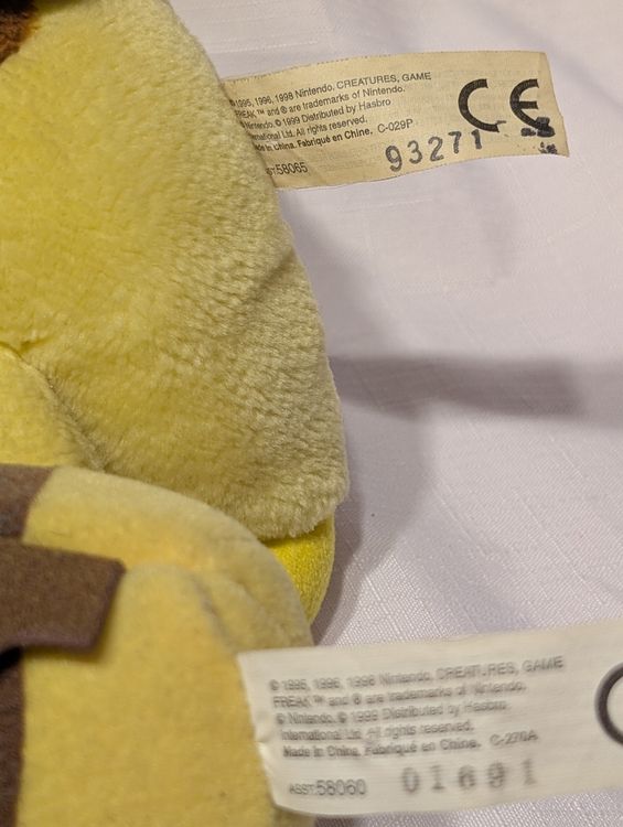 2 Pokemon Pikachu Plüschtier Vintage  Nintendo Habsro1999 5