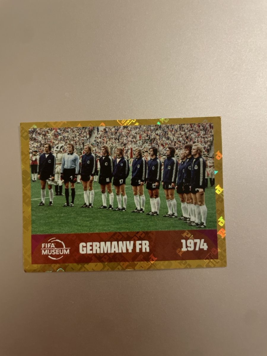 Panini Sammelbilder & Trading cards: Panini sticker FWC 13  – Gebraucht aus Wilen b. Wollerau von LastChance22