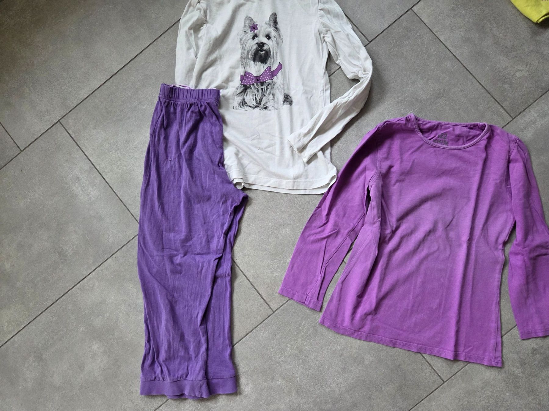 Lotti & Set di vestiti: 10- teiliges Kleiderpaket Grösse 122 – Usato da Wiesendangen venduto da troawus 3