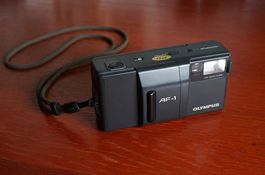 Olympus AF-1 Zuiko 35mm f2.8 "Point and Shoot"