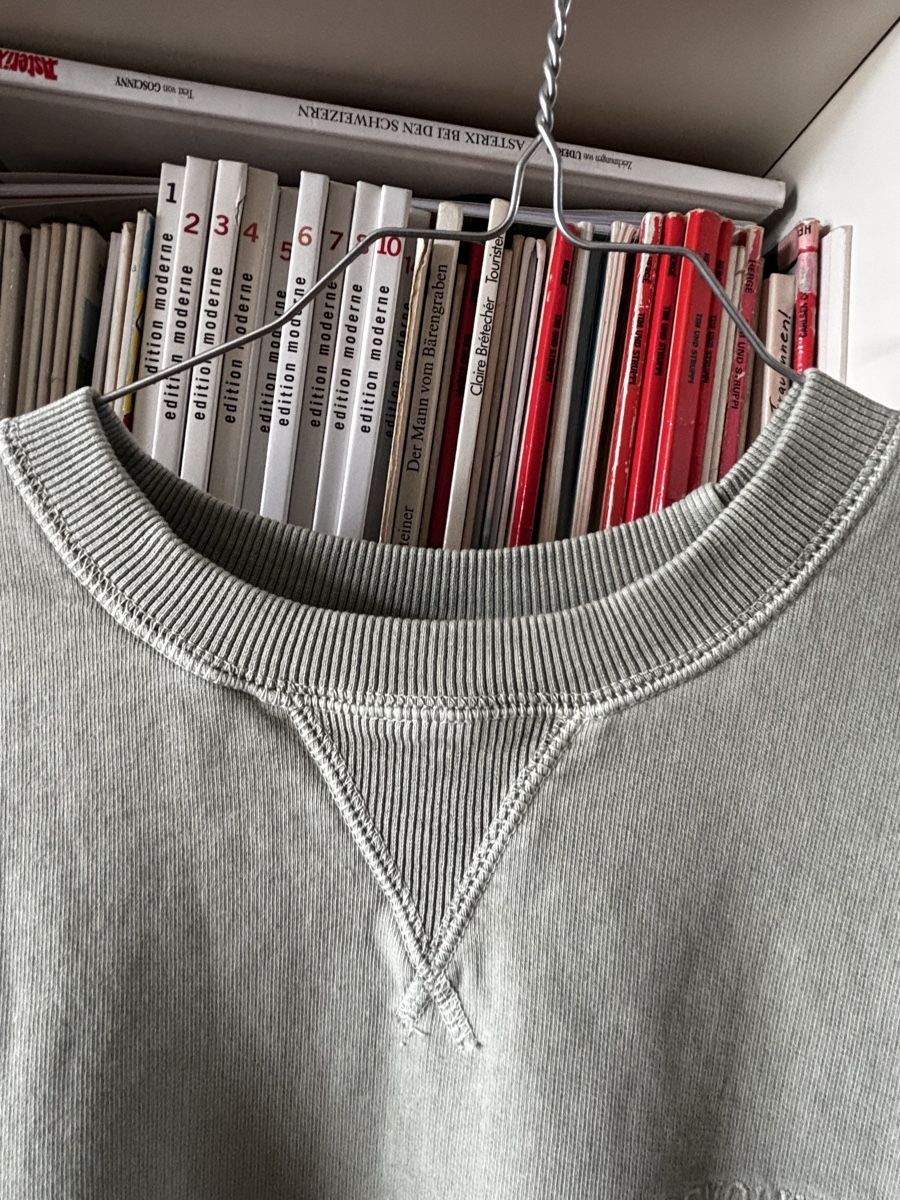 Revolution Pullover & Sweatshirts: Revolution Vintage Oversize-Sweater, Grösse M – Gebraucht aus Zürich von CallMeAppetite 2