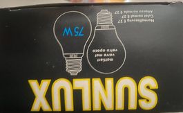 Zum Verkaufen 2 Glühbirnen Sunlux Normalfassung E27 75w