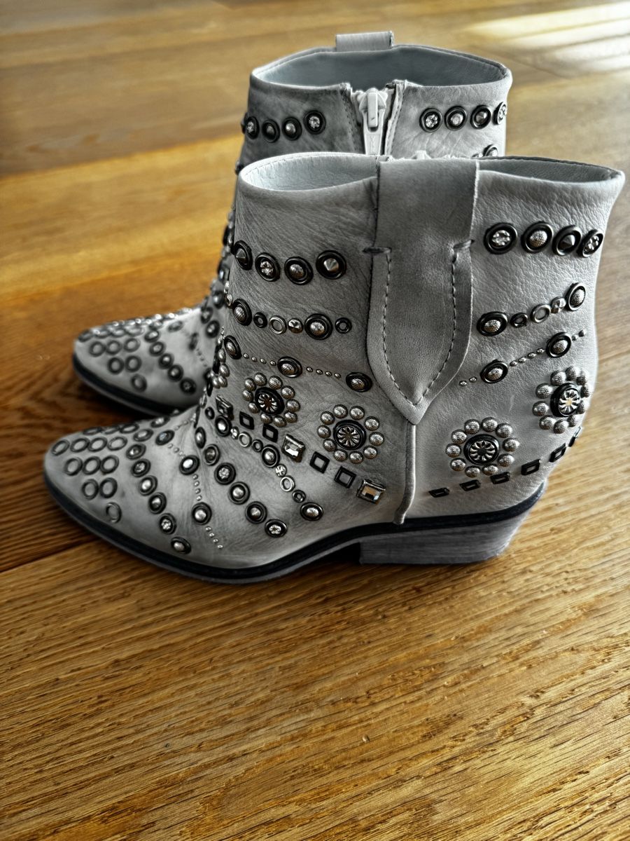 Chaussures femmes: Stiefeletten Gr. 36 – D'occasion à Killwangen par was.sharp 3