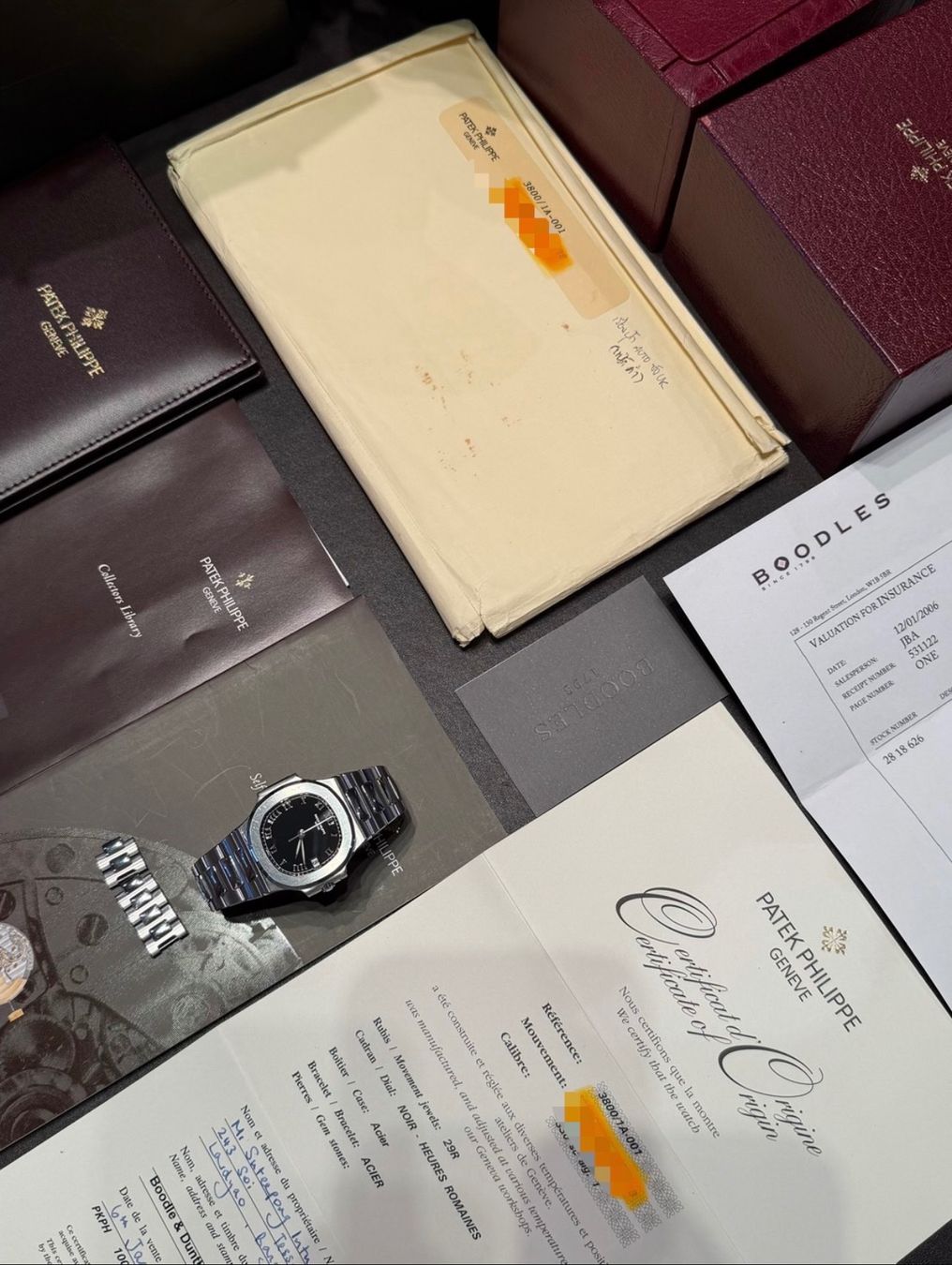 Patek Philippe Orologi: Patek Philippe Nautilus réf. 3800 Full set 2006 – Usato da La Corbaz venduto da ts5_567x 9