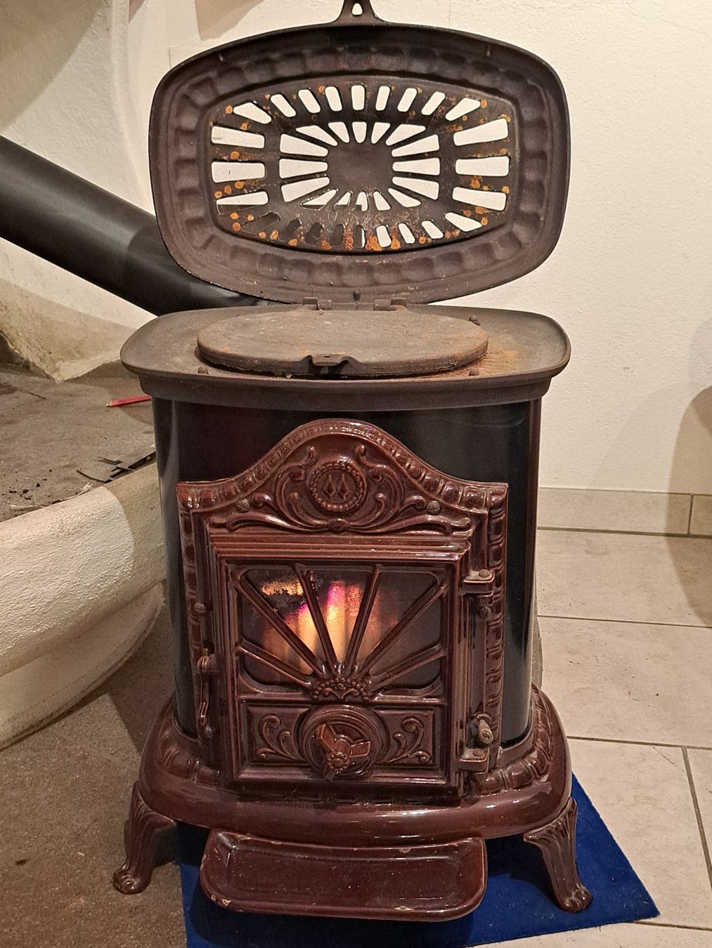 Altri mobili d'antiquariato: Ofen – Usato da Wettingen venduto da ML03 3