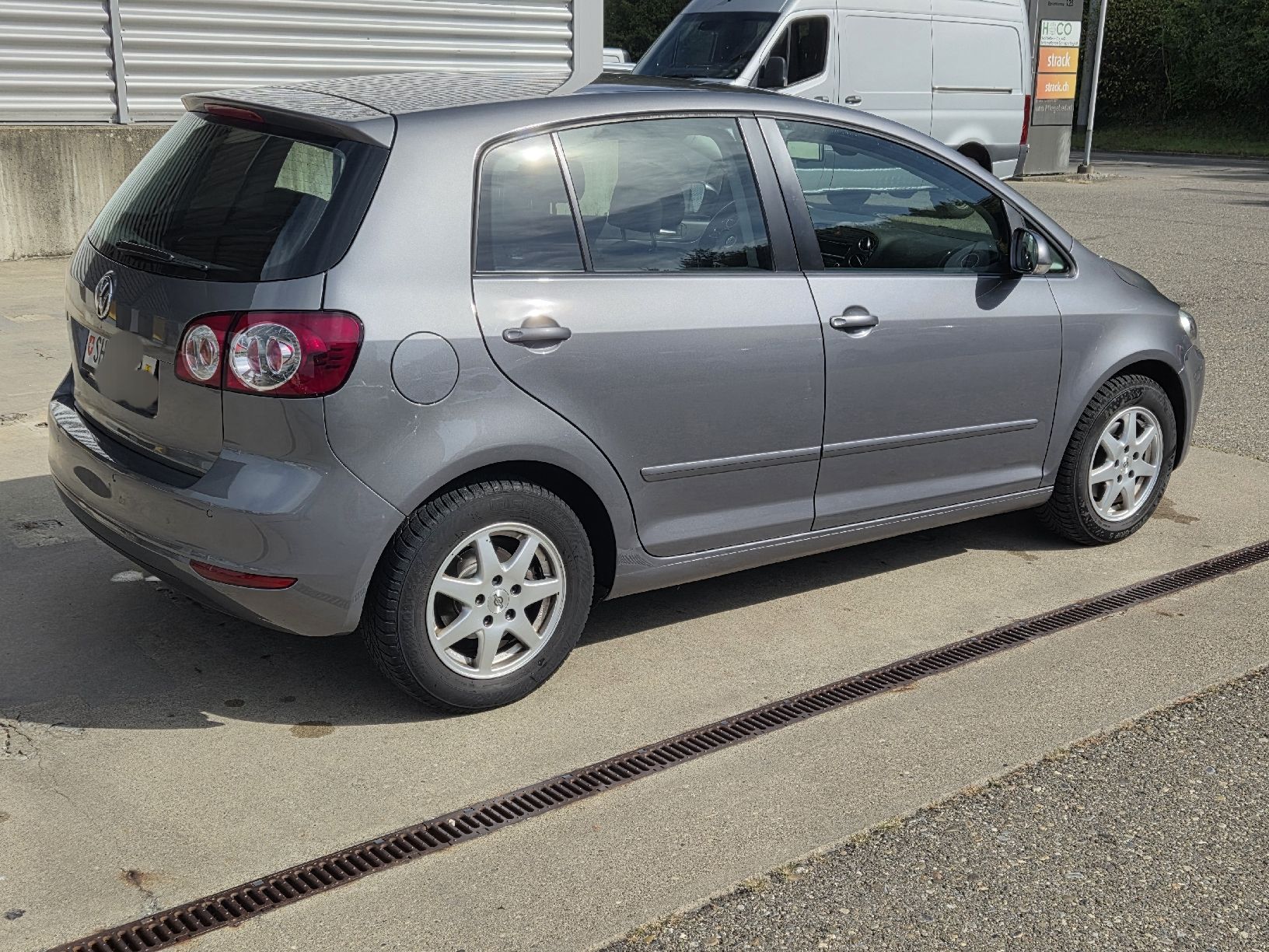 VW Automobili: VW Golf VI+ MFK – Usato da Neuhausen venduto da Srle02 3