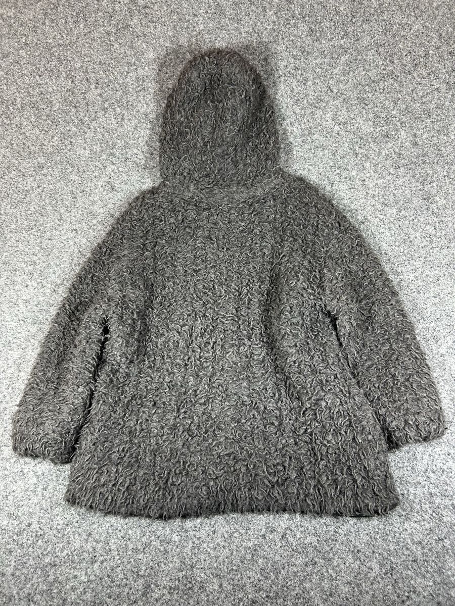 Balenciaga Jacken: BALENCIAGA Leopard-Lined bouclé  – Neu (gemäss Beschreibung) aus La Sagne NE von Matlasape 2