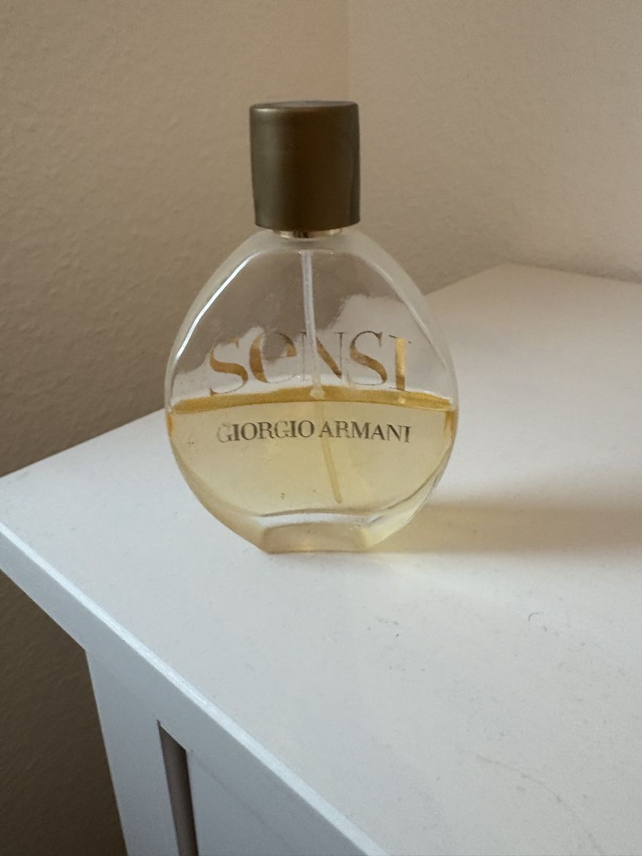Armani Parfums & Eau de Toilette: Sensi Armani Parfüm – D'occasion à Basel par Lady_591-184_ 1