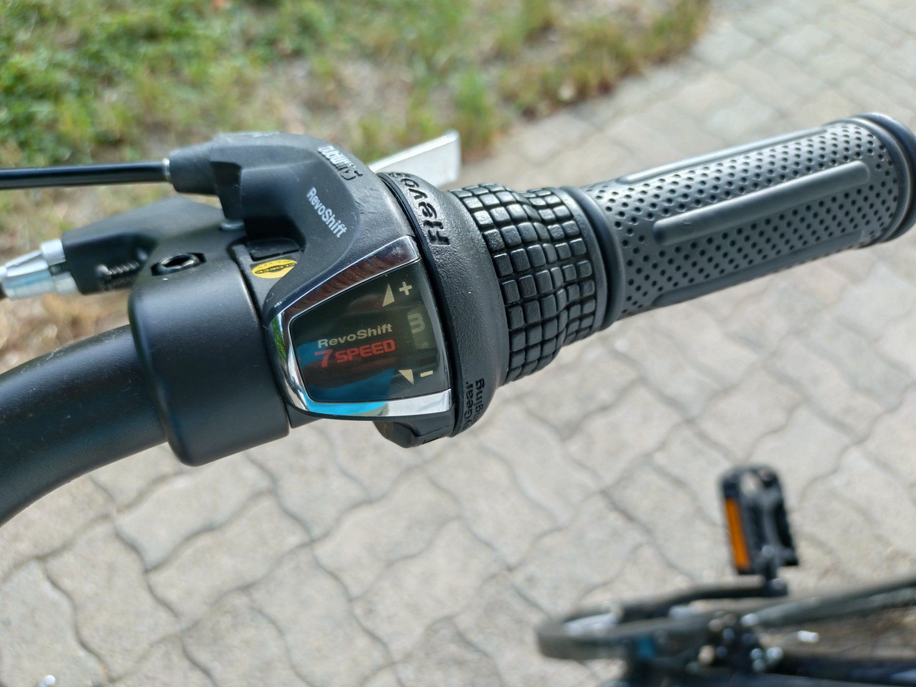 Biciclette: Solides Velo mit Drehgriff Schaltung – Usato da Schwarzenbach SG venduto da Veloma 1