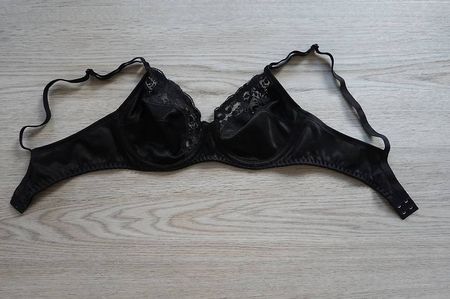 BH NEU schwarz 75B