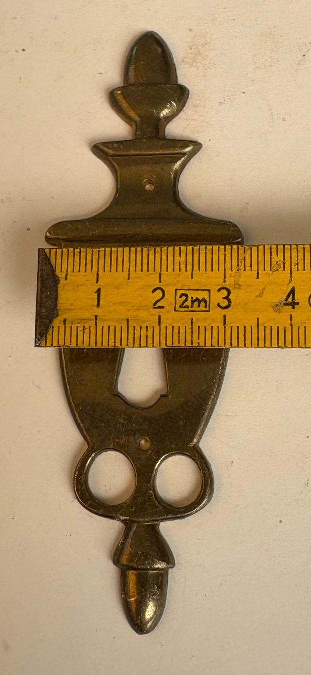 Ferramenta: VINTAGE SCHLÜSSELLOCH BLECH – Usato da Ostermundigen venduto da wini63 3