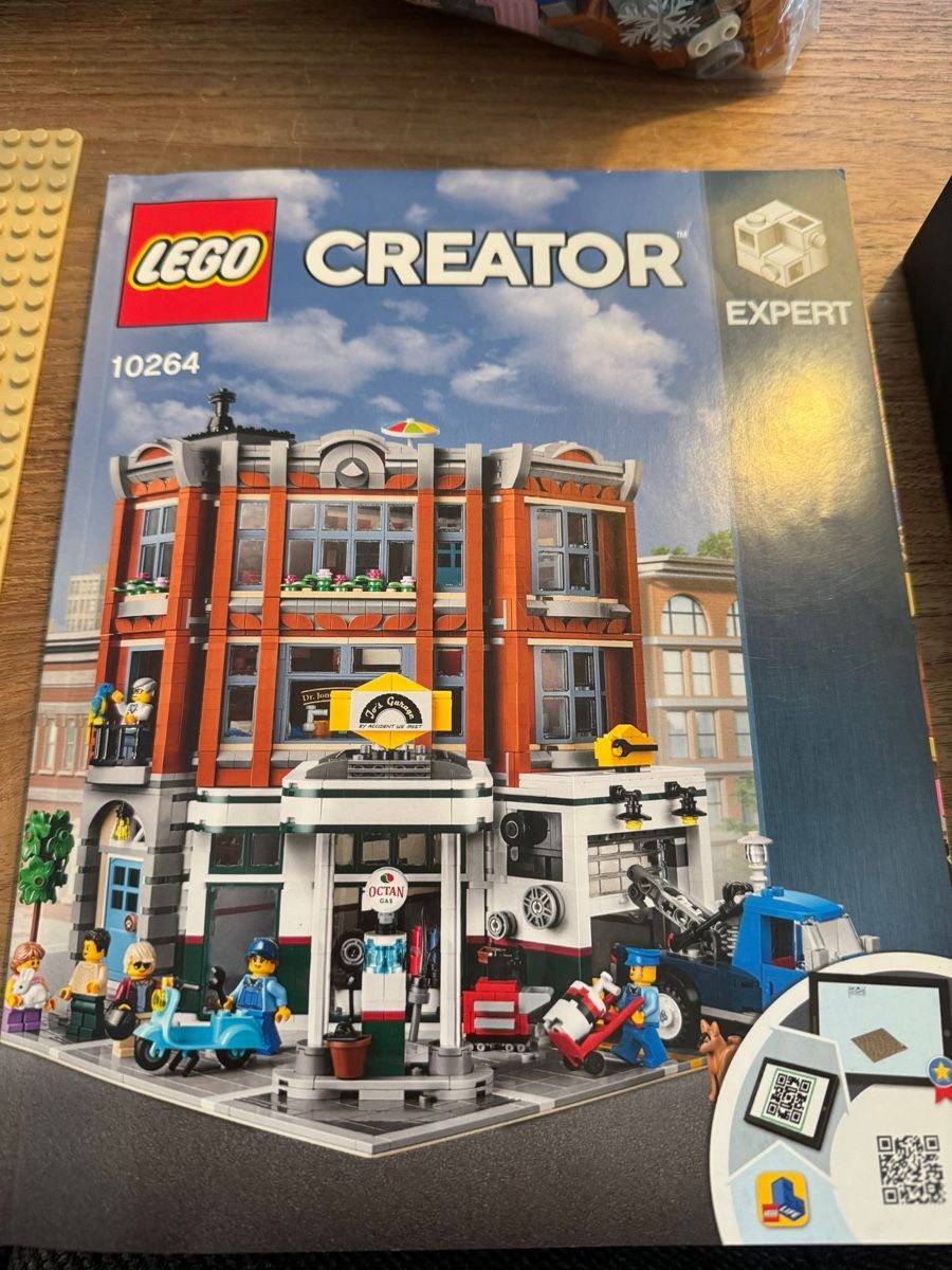 Lego Kit di costruzioni: Lego Garage 10264 – Nuovo (secondo la descrizione) da Wasterkingen venduto da Baemsu 1