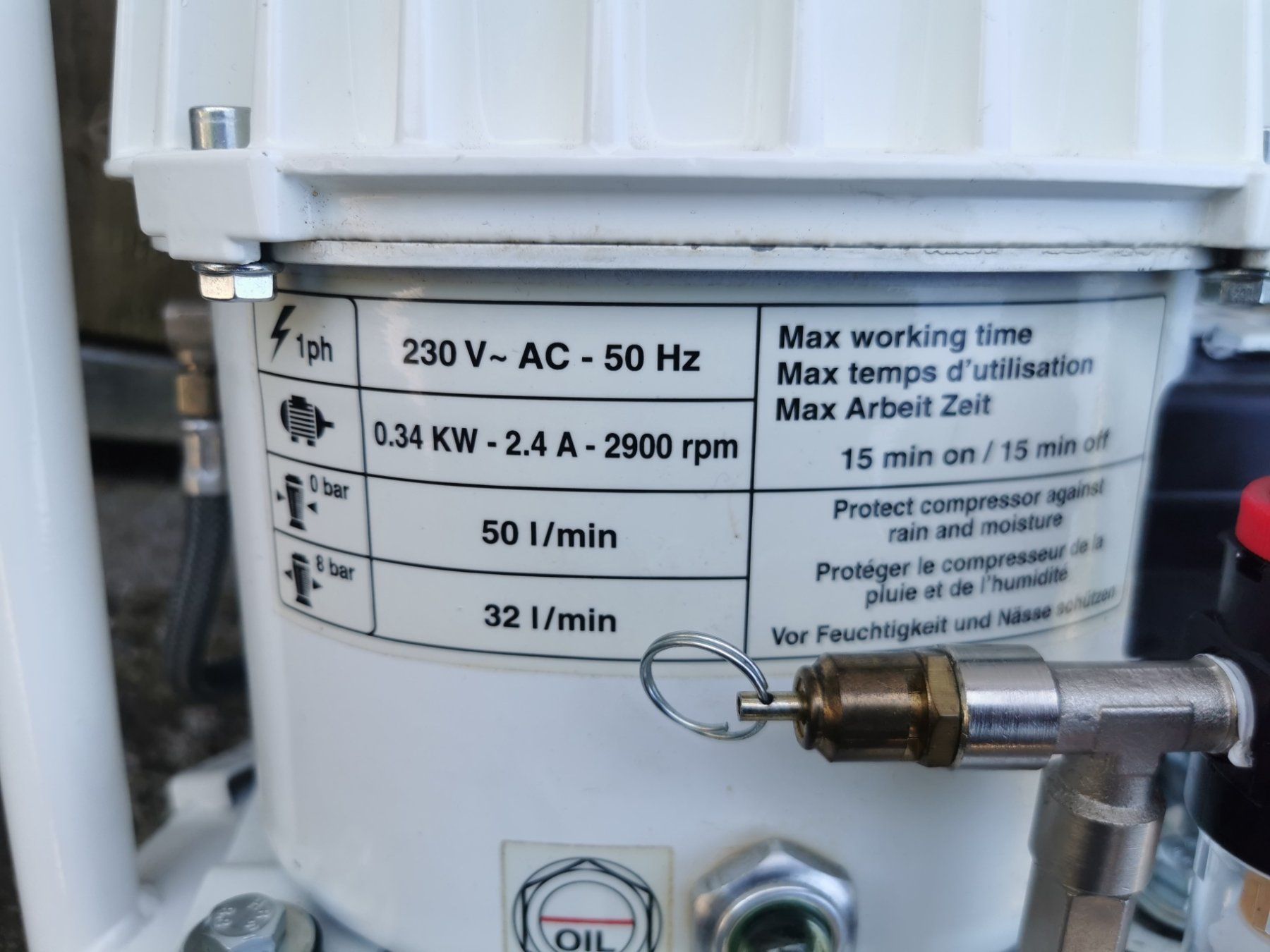 Jun-Air Compressori: Jun-Air Mecafer Flüster Kompressor – Usato da Hittnau venduto da Wbhswiss 2