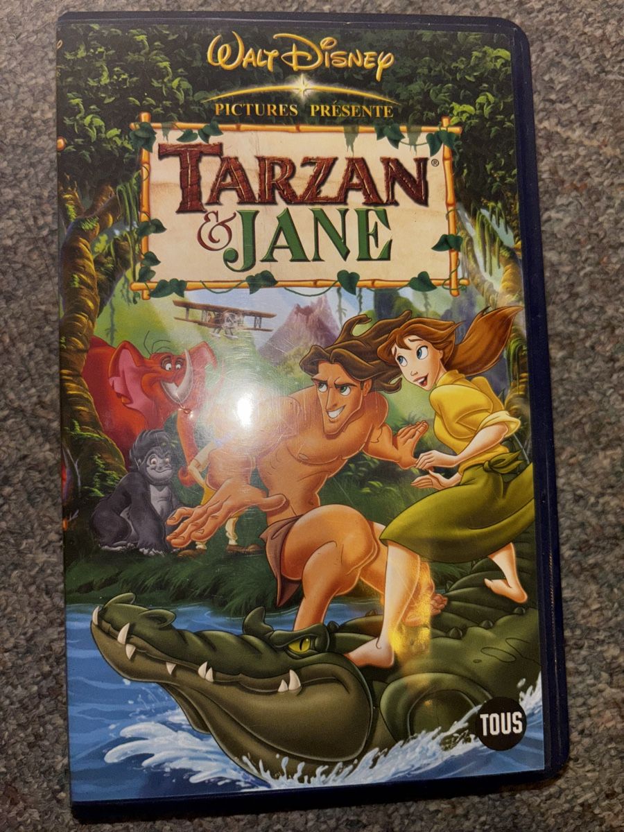 Toutes les VHS: Tarzan et Jane VHS Disney - Classique en cassette – D'occasion à La Chaux-de-Fonds par lea_77ly