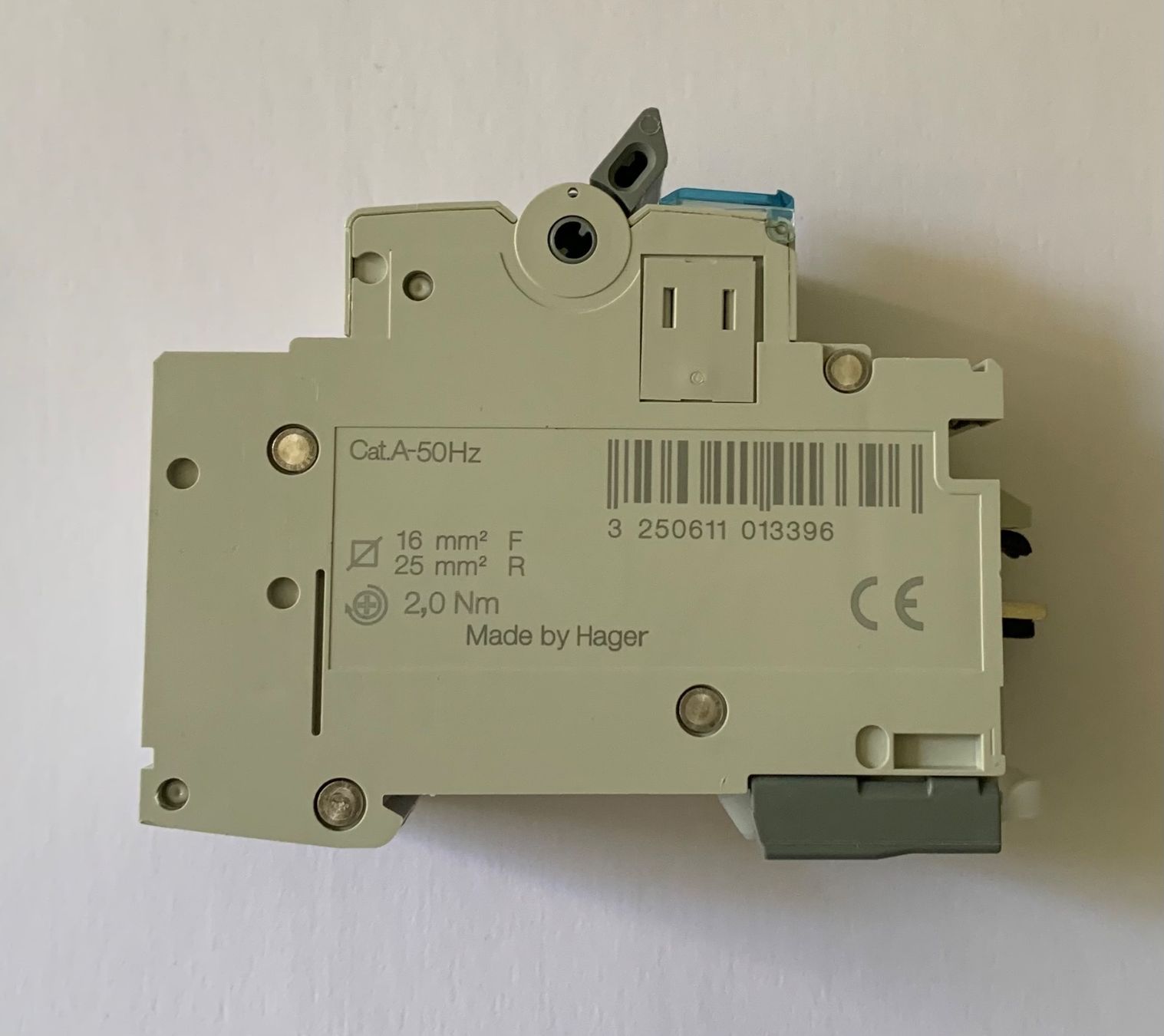 Hager Interruttori: Hager ADA 913C 13A / 30mA FI/ LS – Nuovo (secondo la descrizione) da Zürich venduto da Apache4 2