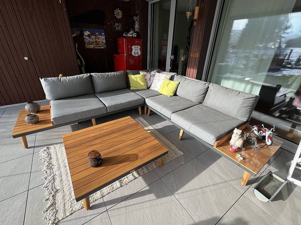 Divani: Lounge Holz-Metall – Usato da Seewen SZ venduto da Bamboo94