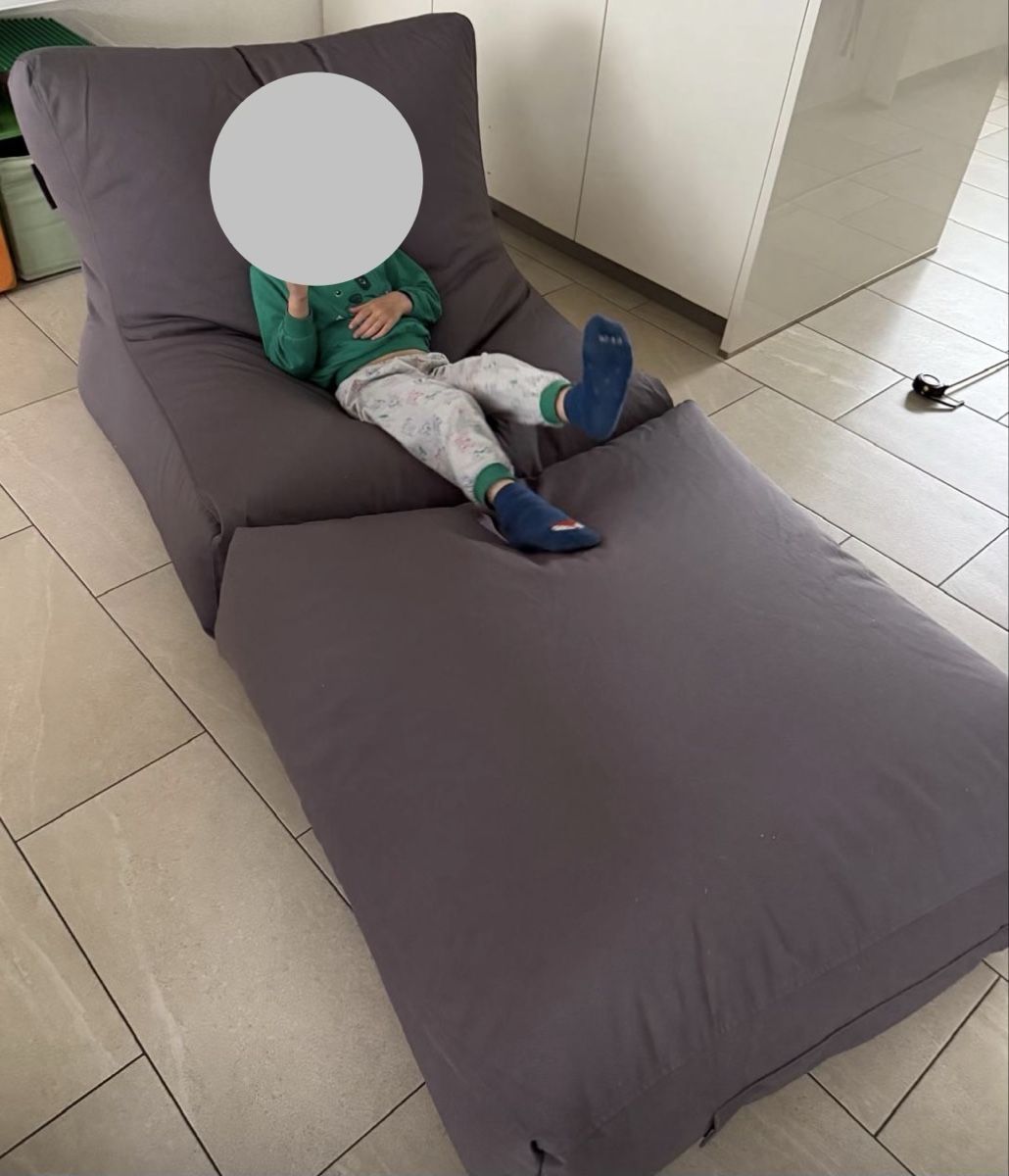 Sedie a sdraio: Outbag Peak - Lounge-Sofa in Grau - Top – Usato da Brüttisellen venduto da BlackPearl18 3