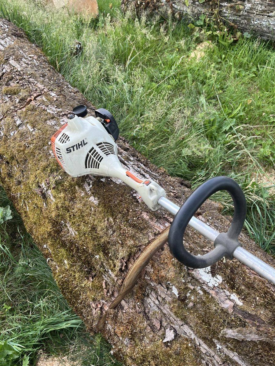 Stihl Tondeuses à gazon: Débroussailleuse Stihl FS45 – Défectueux à le Crêt-du-Locle par Kableg18 2