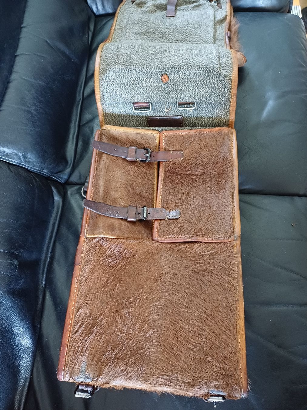 Schweizer Armee Rucksäcke: Vintage Rucksack mit Kuhfell von 1945 – Gebraucht aus Ebersecken von Napf08 4