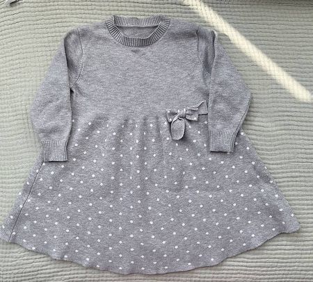 Gr.92, Kleid langarm grau mit Punkten