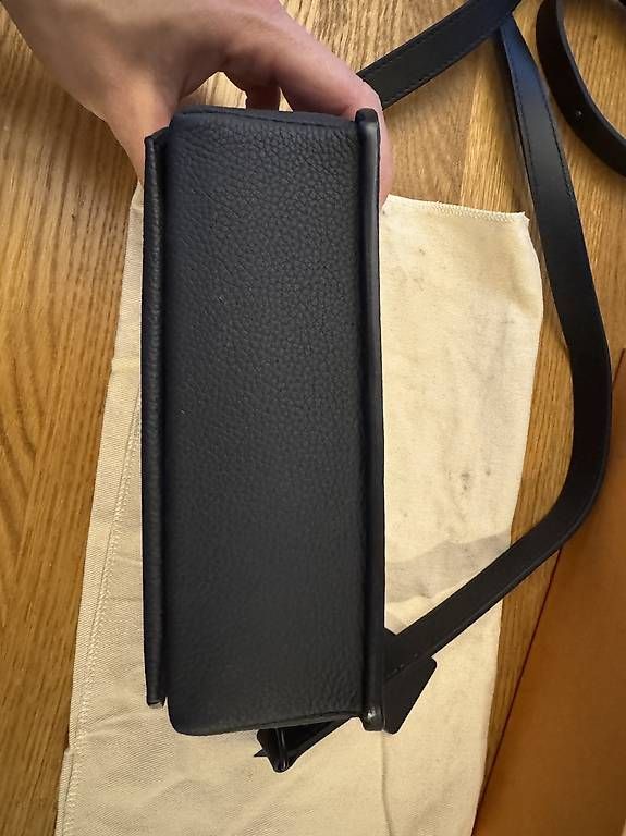 Borse: Louis Vuitton - Umhängetasche NEU – Usato da Winterthur venduto da val_8xw5 2