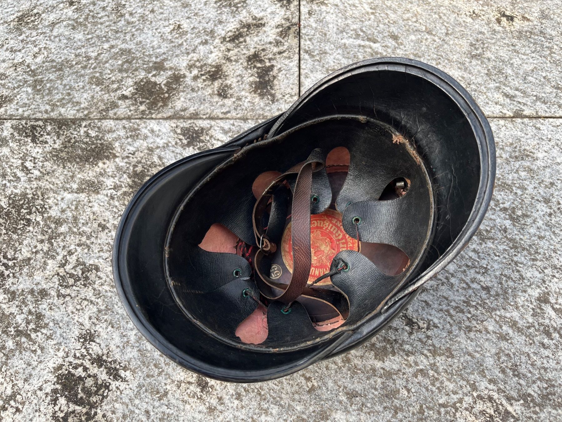 Schweizer Armee Uniformi: Tschako Antik Nr3 – Usato da Bottmingen venduto da Puffsack 2