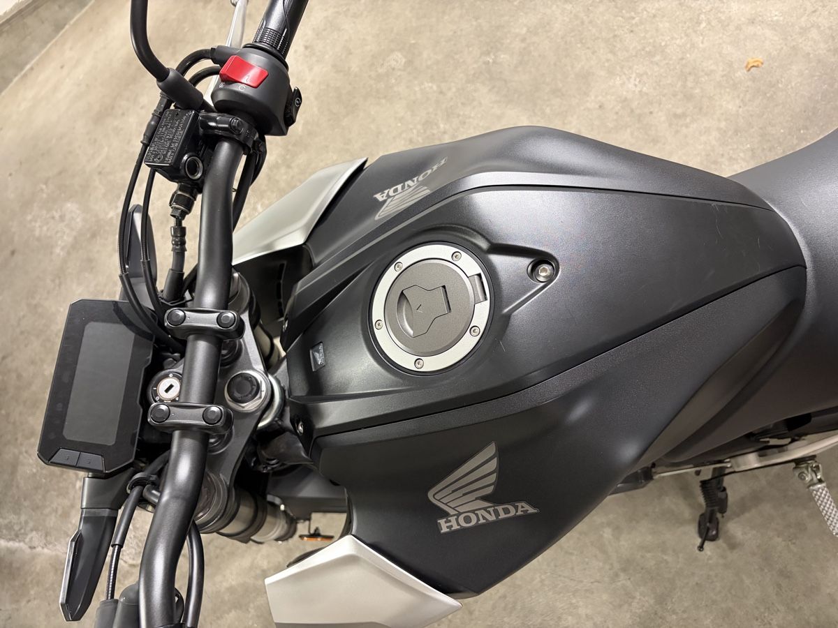 Honda Route: Honda CB125R Kilometerstand 3670 km – D'occasion à Basel par eli_n5yh 7