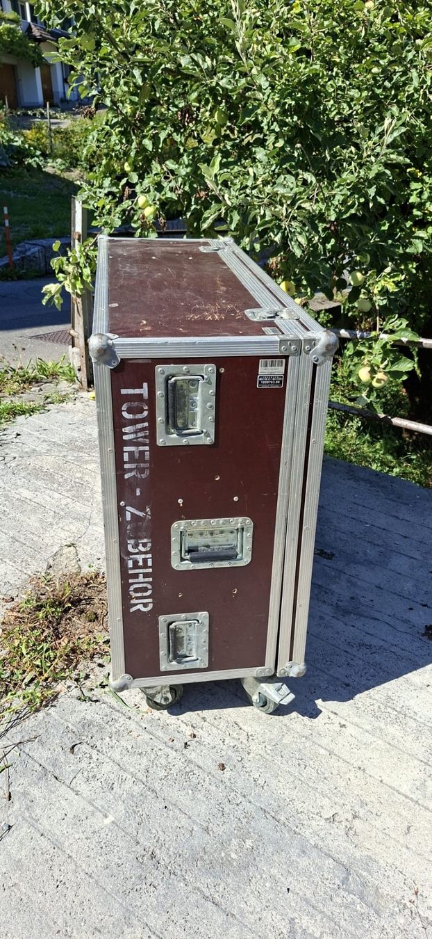 Topcases: Transport Case "Tower Zubehor" with wheels used – D'occasion à Näfels par ashvegas 2