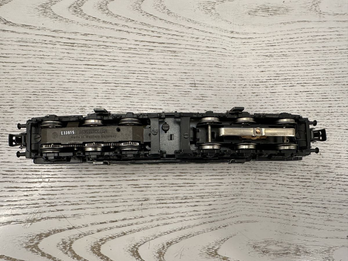 Märklin Modellini di ferrovie: Märklin 3322 DB BR 194 091-5 – Usato da Lupsingen venduto da New-Haven 5