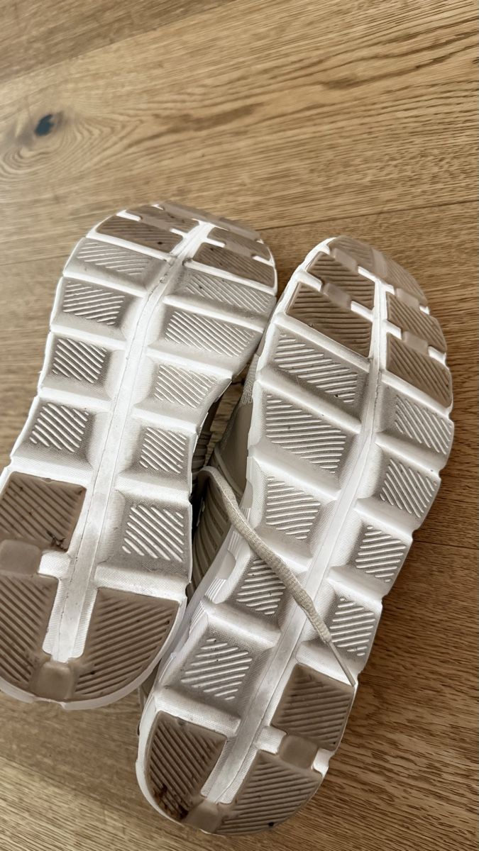 On Herrenschuhe: On Running Cloudflow size 43  – Gebraucht aus Boswil von hey.itsme 6