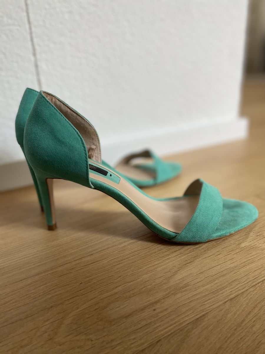 Zara Scarpe da donna: Zara Basic, Gr. 37, Sommer! – Usato da Kriens venduto da sch_v6nl