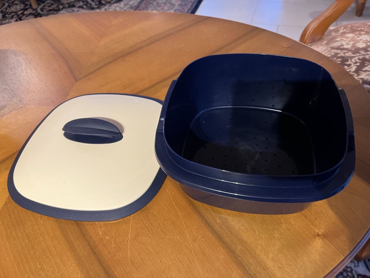 Tupperware Contenitori & Simili: Tupperware mit Sieb für Teigwaren  – Usato da Ittigen venduto da ABalli 3