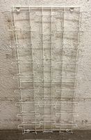 Postkartenhalter weiss mit quer und hoch Format