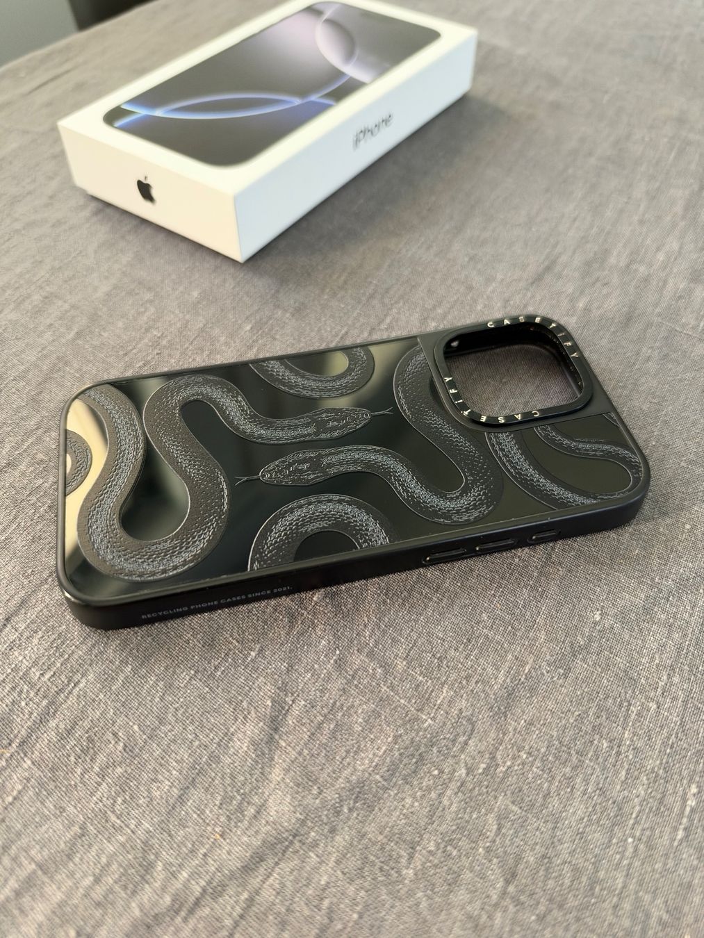 Apple Telefoni cellulari / Smartphones: iPhone 16 Pro Max, Originalverpackung GRATIS Versand + Hülle – Nuovo e nell'imballaggio originale da Bergdietikon venduto da wal_rr6b 8