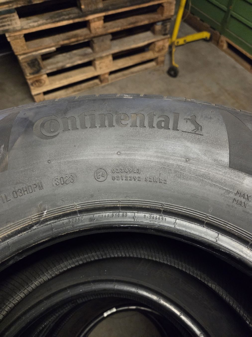 Continental Pneus & Kompletträder: Continental Allwetter 16Zoll – Gebraucht aus Obfelden von haech2011