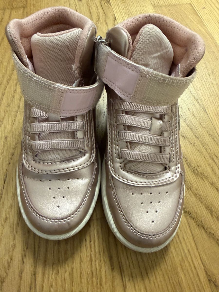 Geox Scarpe per ragazze: Geox sneakers size 29 – Usato da Meilen venduto da and_cg8t