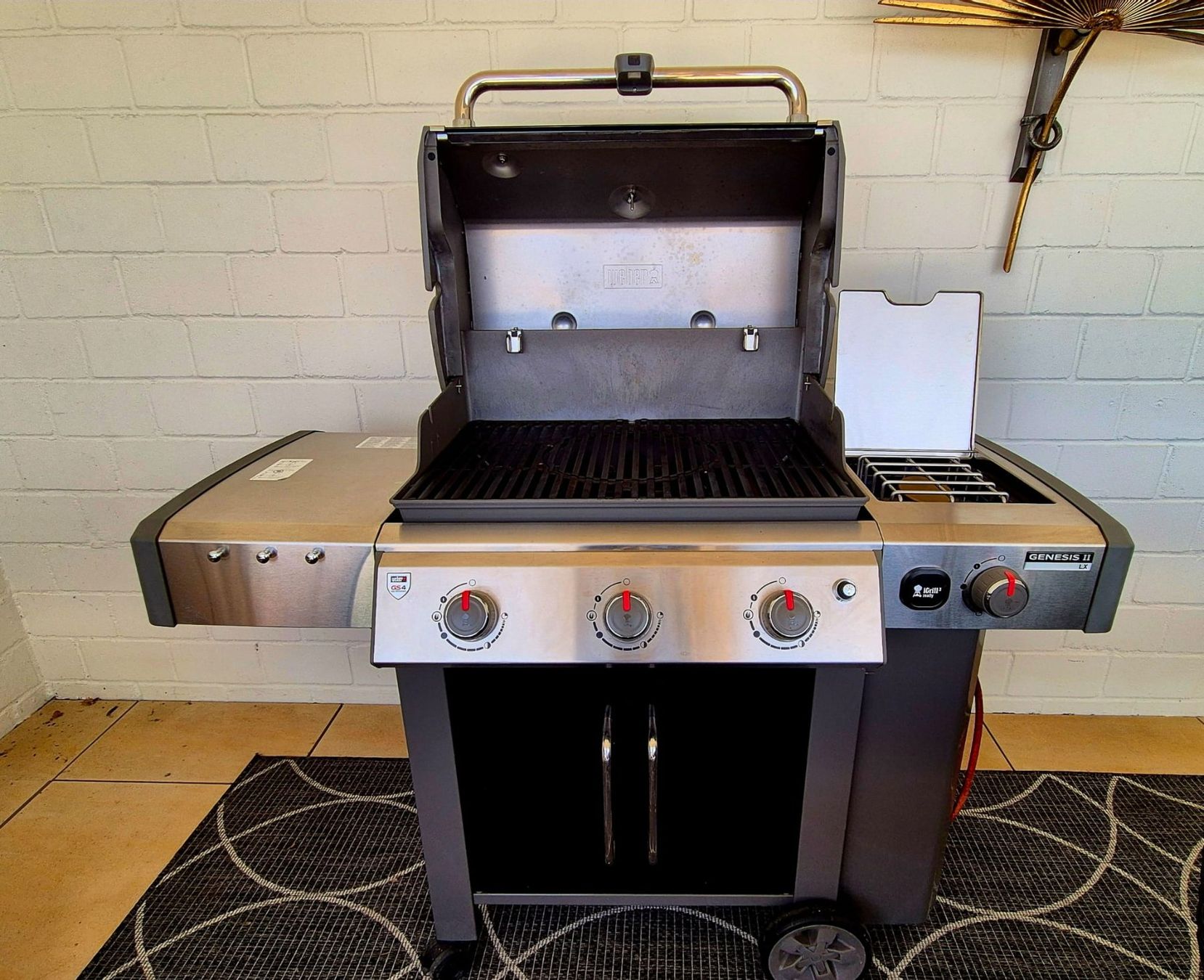 Weber Genesis II LX-340 GBS Grill Top Zustand! (Usato) a