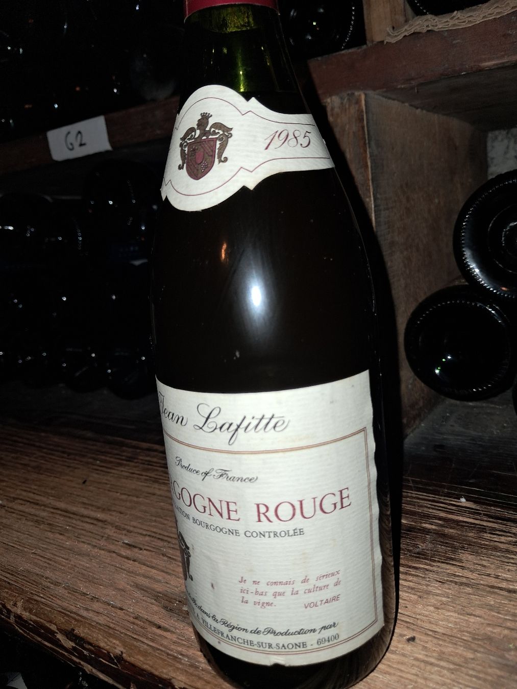 Vino: Bourgogne Rouge Jean Lafitte1985 – Nuovo e nell'imballaggio originale da Le locle venduto da juliensaran 1