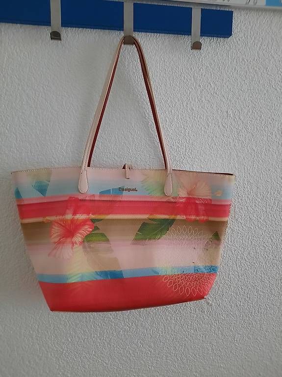 Desigual Borse da donna: Shopper Desigual – Usato da Oensingen venduto da corvette04