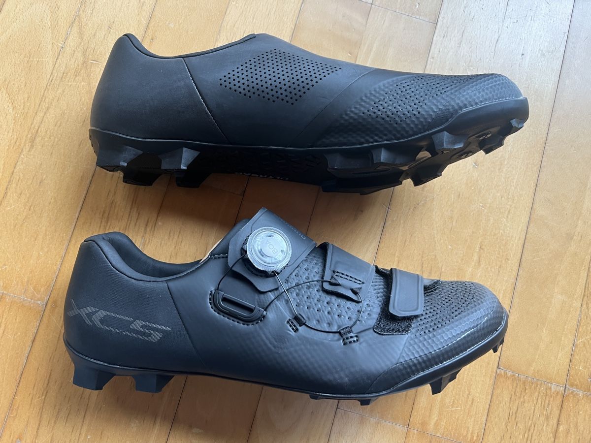 Shimano XC5 MTB Schuhe/Veloschuhe, Gr. 45, Schwarz (Neu und ...
