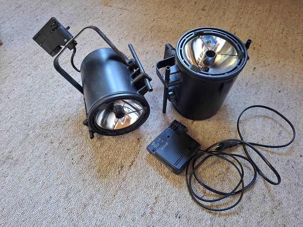 Lampen: Erco Scheinwerfer 2Stk. – Gebraucht aus Ebikon von AlpinaB3
