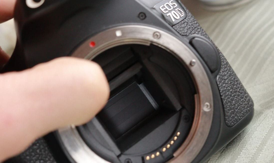Canon Kamera: Canon EOS 70D(W) for parts – Defekt aus Concise von DivisionVideo 5
