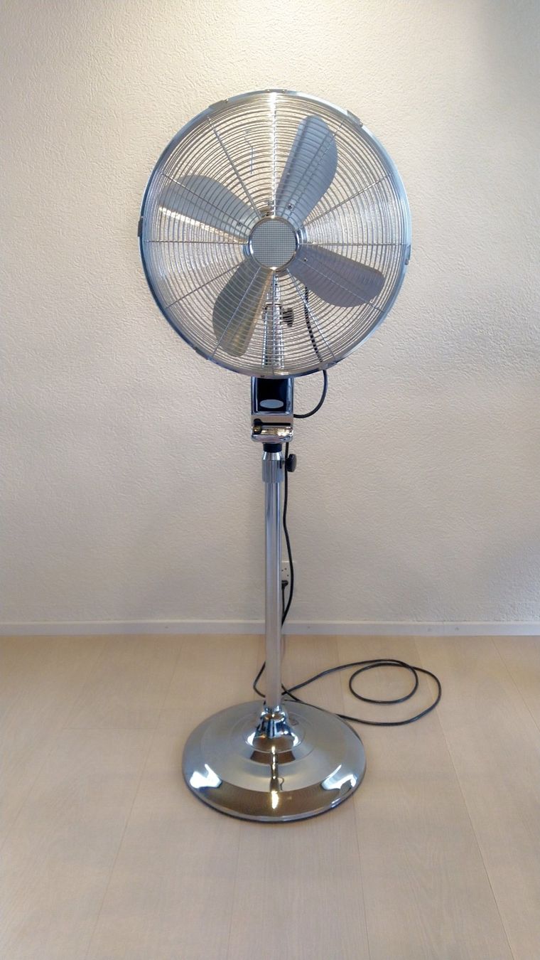 Ventilatoren: Standventilator – Gebraucht aus Adliswil von Mondschei3