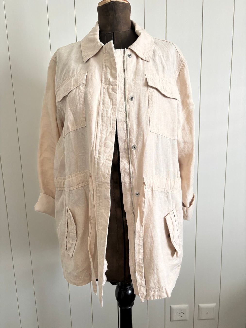 C&A Giacche: C&A Leinen Jacke hellbeige - Grösse 40 – Usato da Kleinandelfingen venduto da Baba23 1